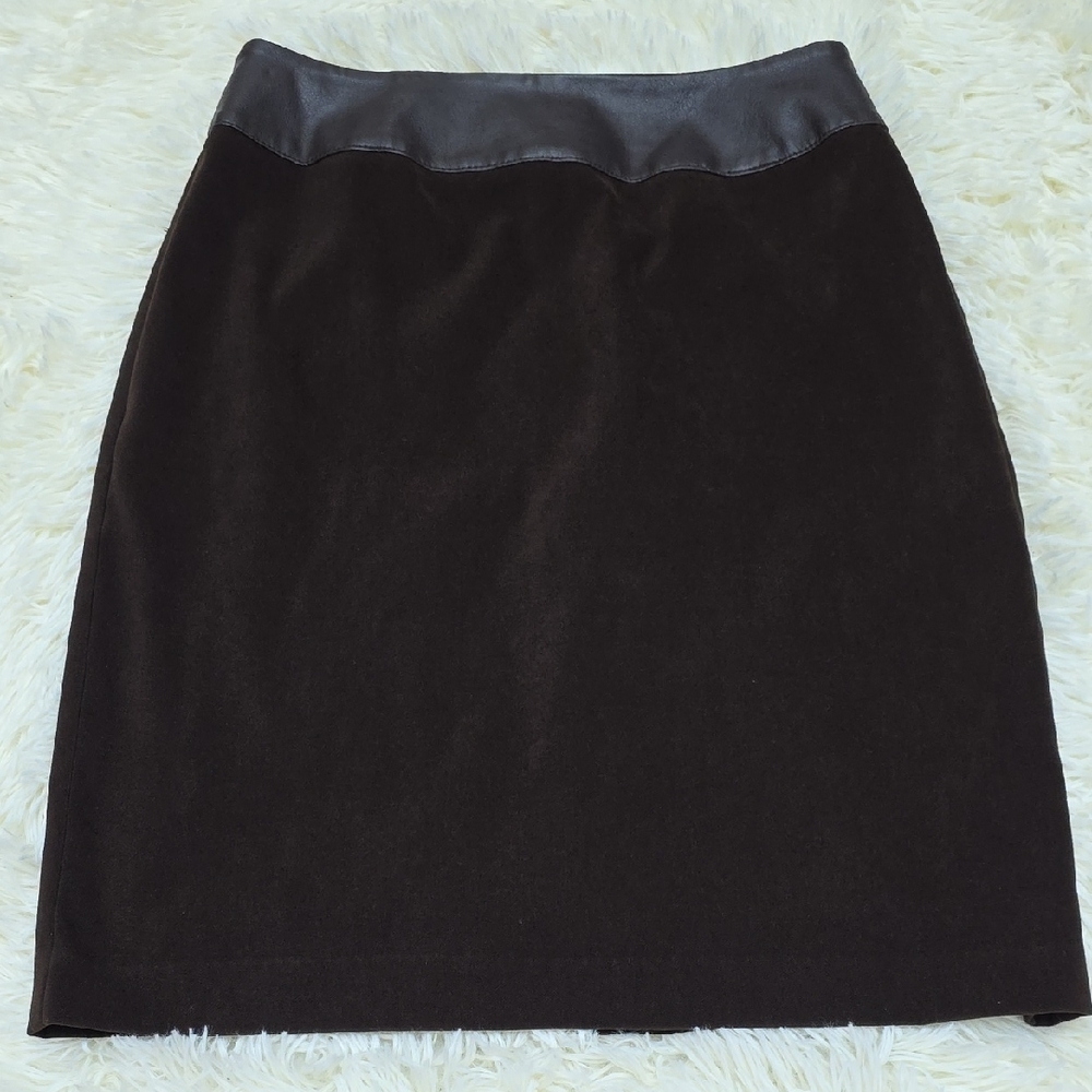 Ingenuity Vintage Chic Black Pencil Skirt